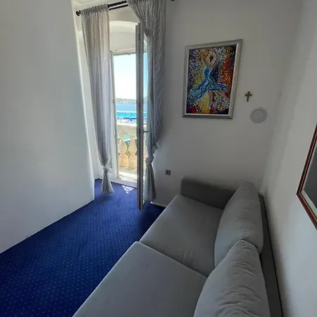 Apartments And Rooms Ille Guest house Sibenik