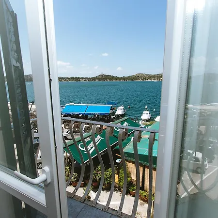 Apartments And Rooms Ille Guest house Sibenik