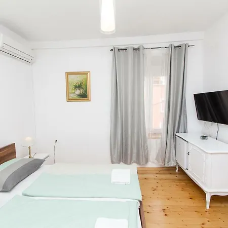 Apartments And Rooms Ille Sibenik