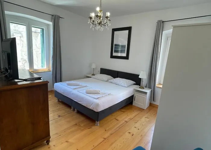 게스트하우스 And Ille 4*