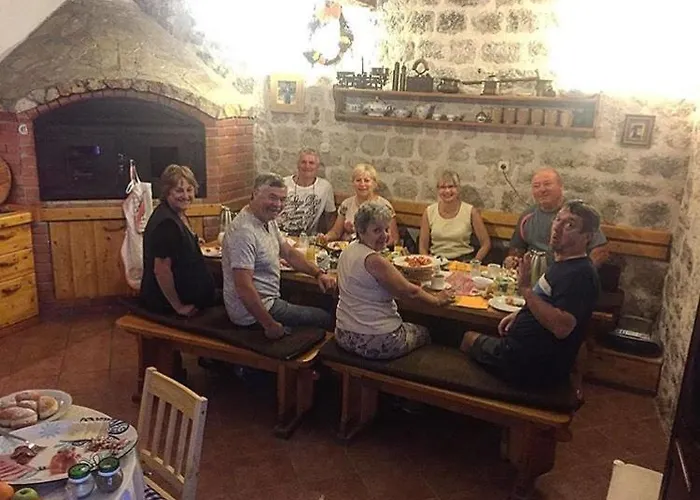 And Ille Гостевой дом Шибеник