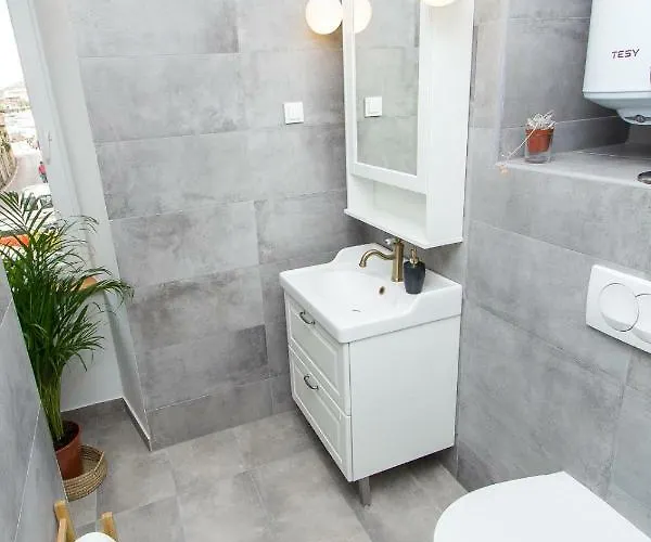 And Ille 4* 시베니크