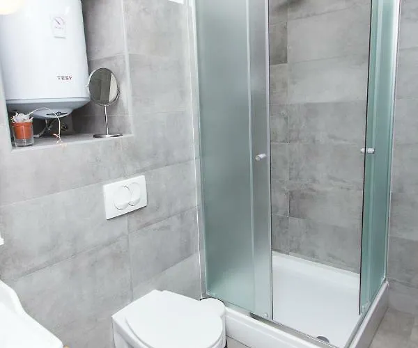 게스트하우스 And Ille