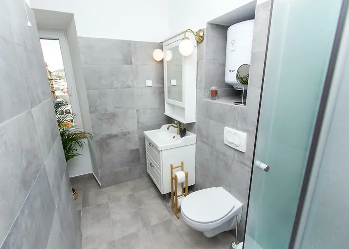 And Ille 4* 시베니크